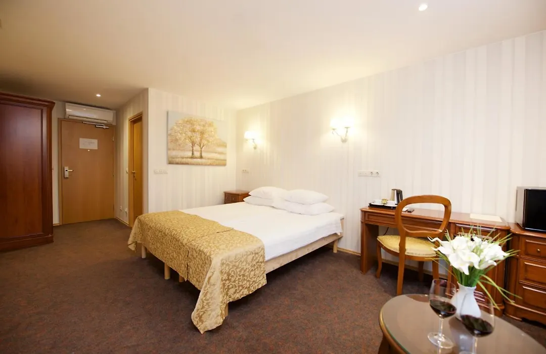 Villa Hotel Theresa-1